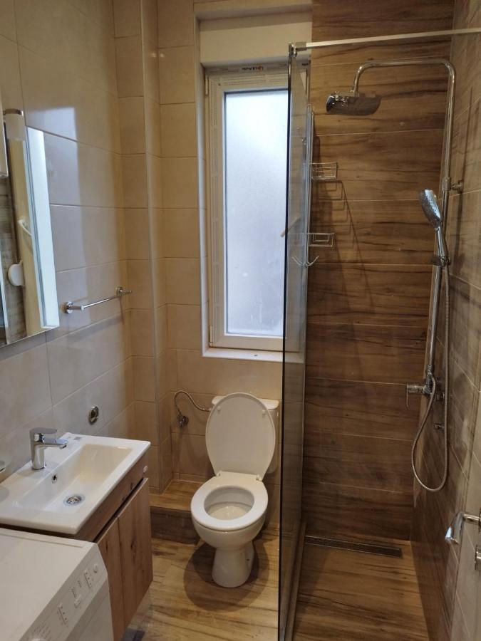 Apartment Studio Center Podgorica Bagian luar foto
