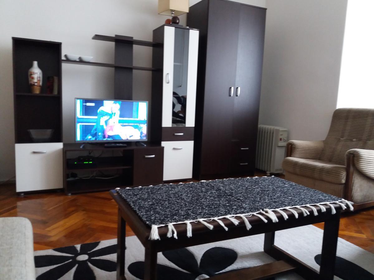 Apartment Studio Center Podgorica Bagian luar foto