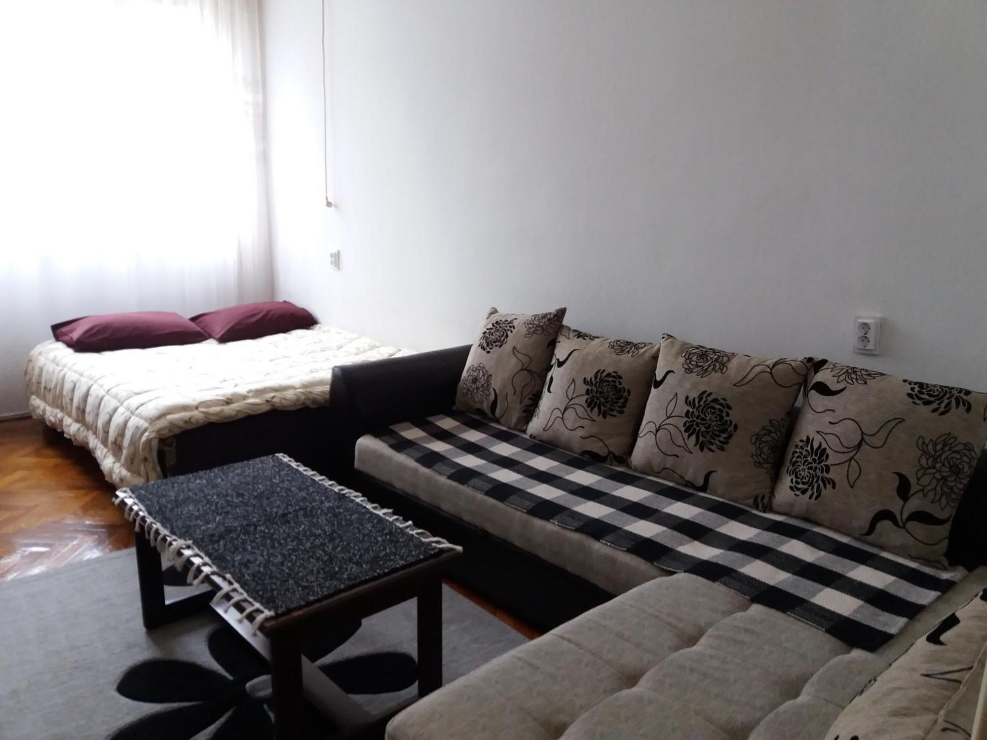 Apartment Studio Center Podgorica Bagian luar foto